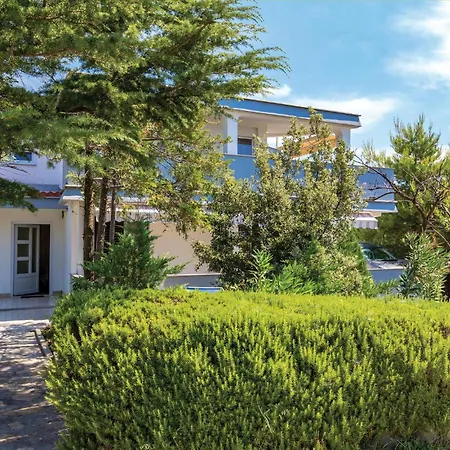 Pet Friendly In Rab With Wifi 아파트 라브