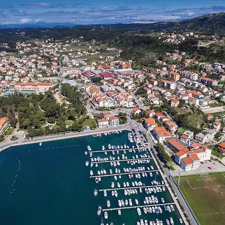 Apartament 2 Bedroom In Rab Rab Town