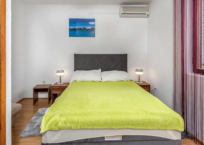 2 Bedroom In Rab *