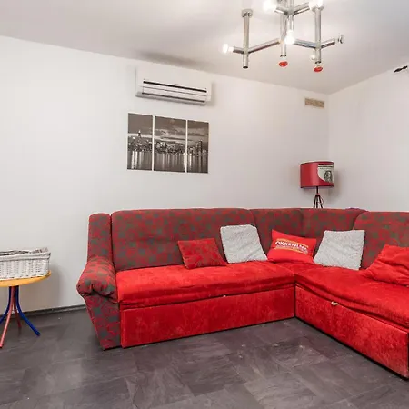 Stunning In Rab With Kitchen * Rab Town