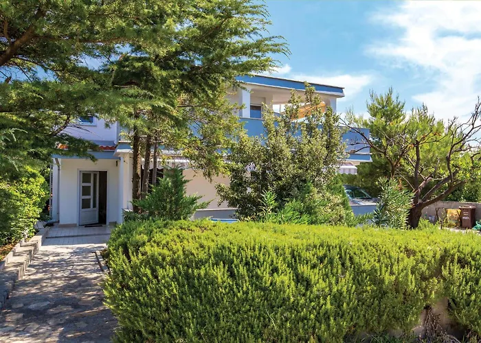 2 Bedroom In Rab Apartmán Rab Town